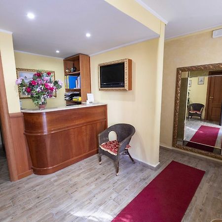 Monti Guest House - Affittacamere Рим Екстериор снимка