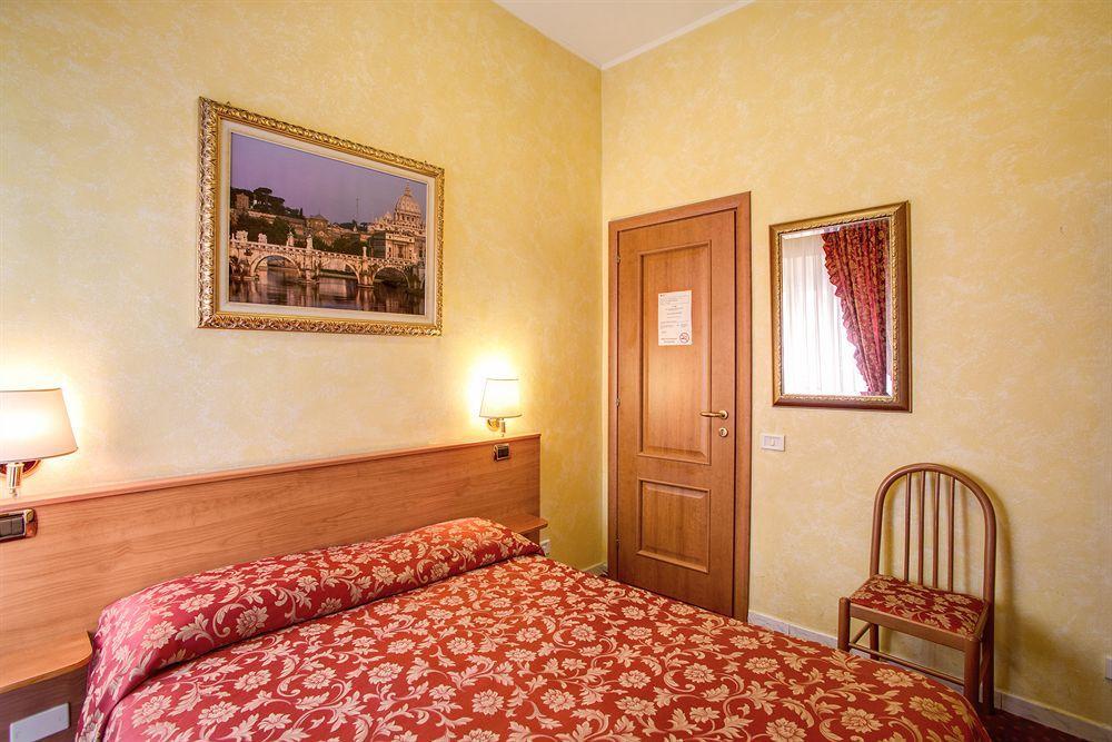 Monti Guest House - Affittacamere Рим Екстериор снимка