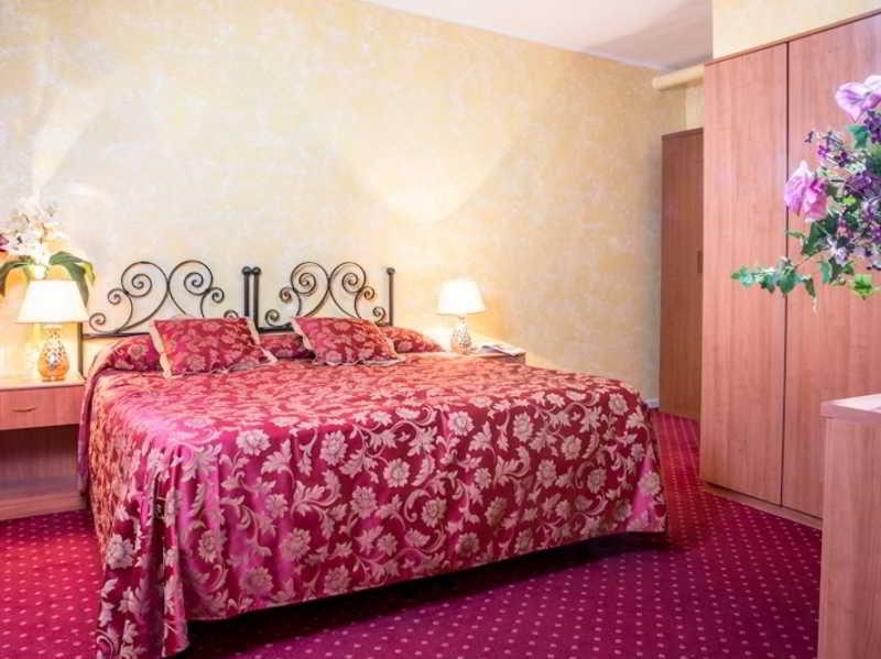 Monti Guest House - Affittacamere Рим Екстериор снимка